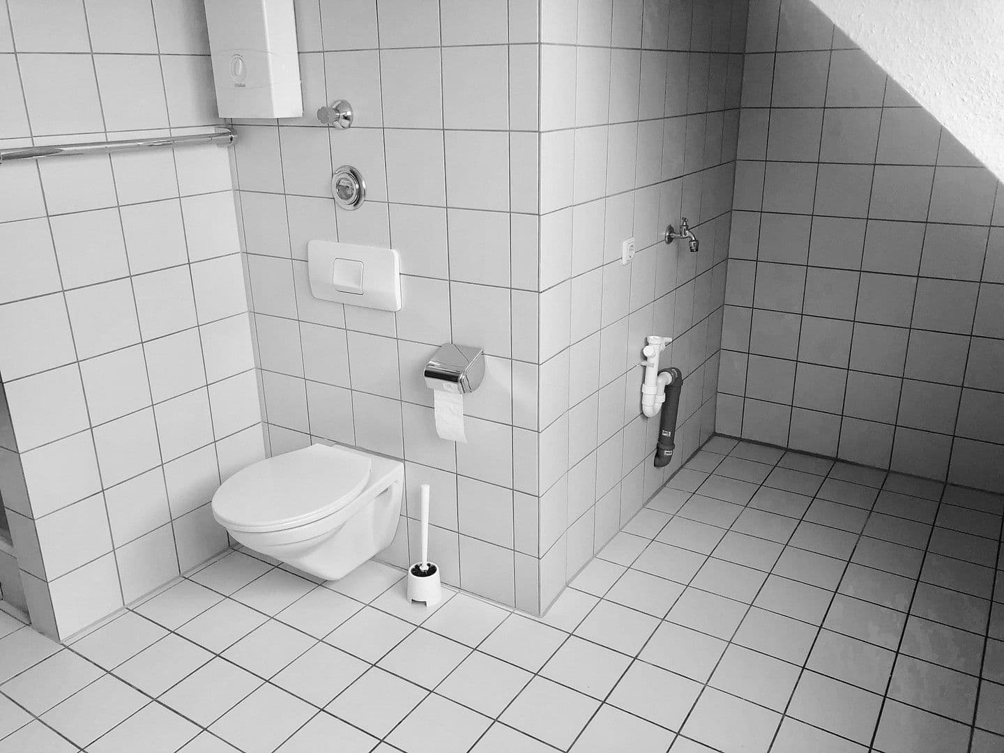 Prodej domu 1.055 m², pozemek 428 m², Frankfurt, Hessen Prodej domu 1.055 m², pozemek 428 m², Frankfurt, Hessen