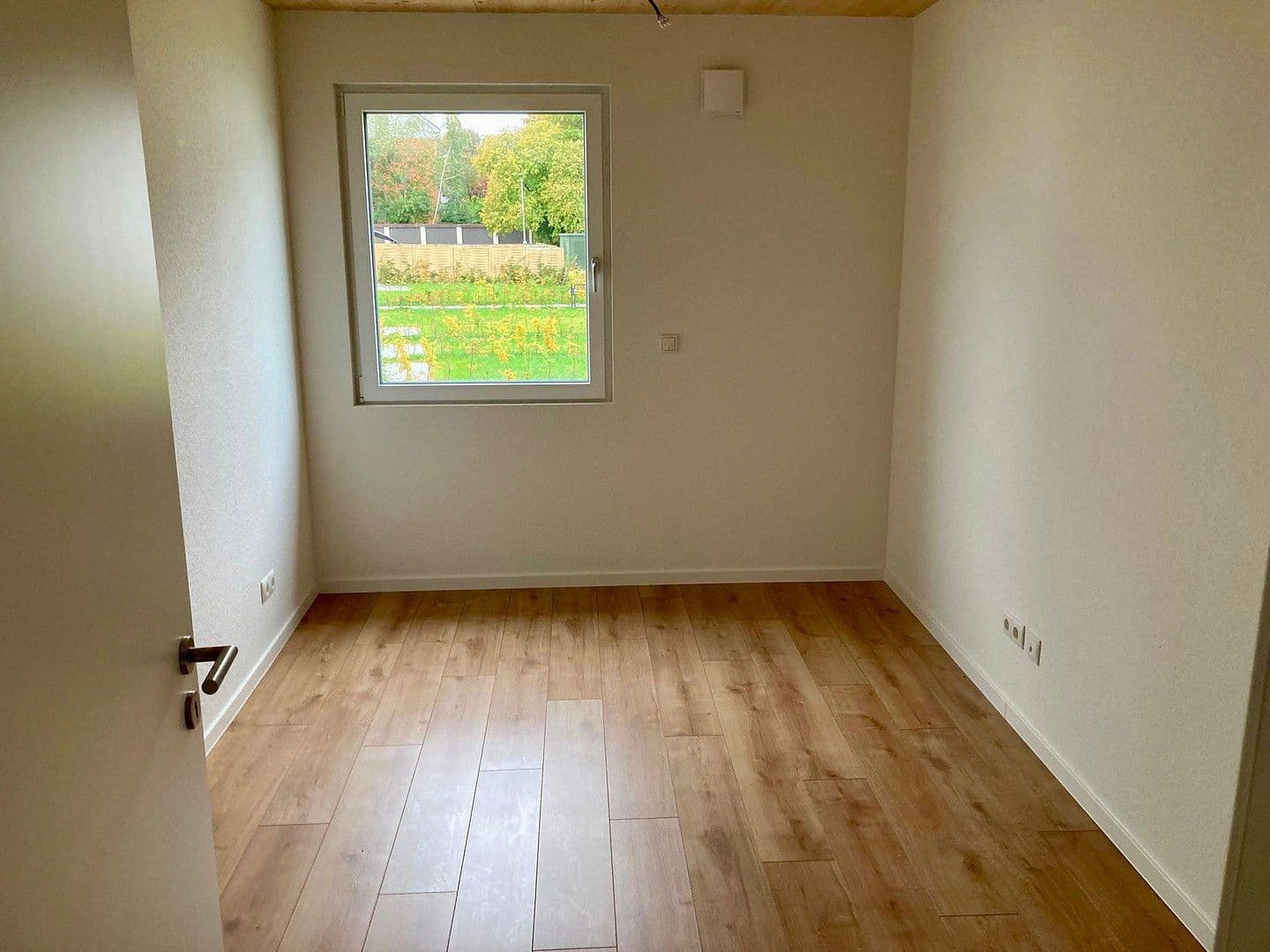 Pronájem domu 136 m², pozemek 135 m², Gorch-Fock-Straße 9, Bad Segeberg, Šlesvicko-Holštýnsko Pronájem domu 136 m², pozemek 135 m², Gorch-Fock-Straße 9, Bad Segeberg, Šlesvicko-Holštýnsko