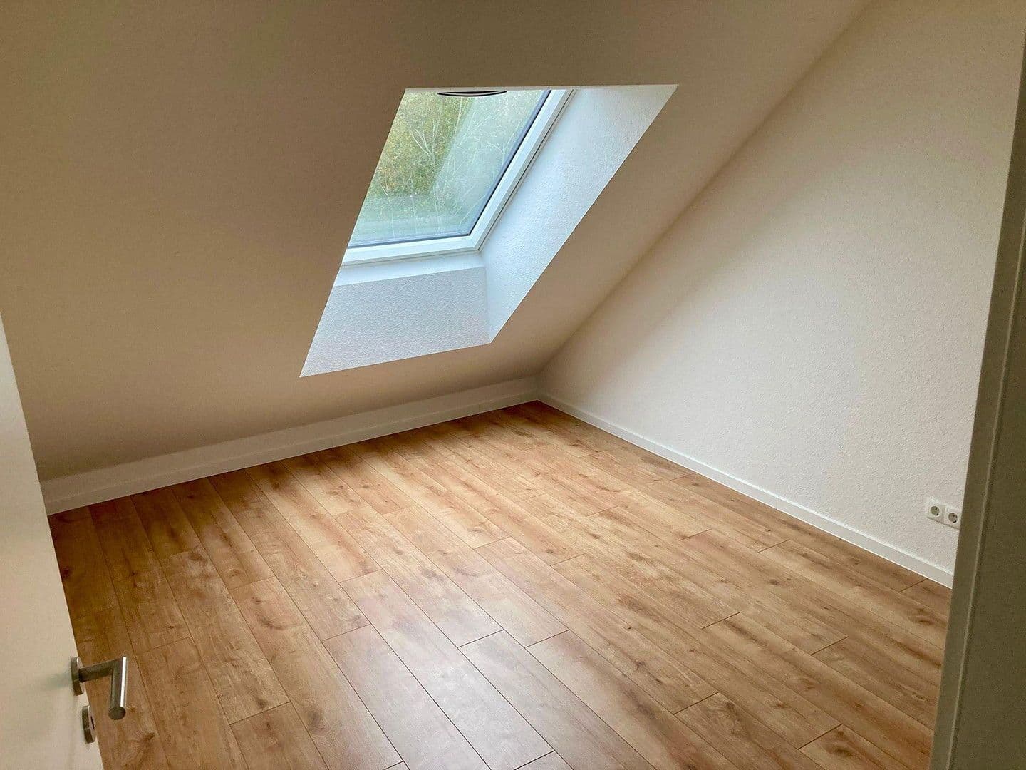 Pronájem domu 136 m², pozemek 135 m², Gorch-Fock-Straße 9, Bad Segeberg, Šlesvicko-Holštýnsko Pronájem domu 136 m², pozemek 135 m², Gorch-Fock-Straße 9, Bad Segeberg, Šlesvicko-Holštýnsko