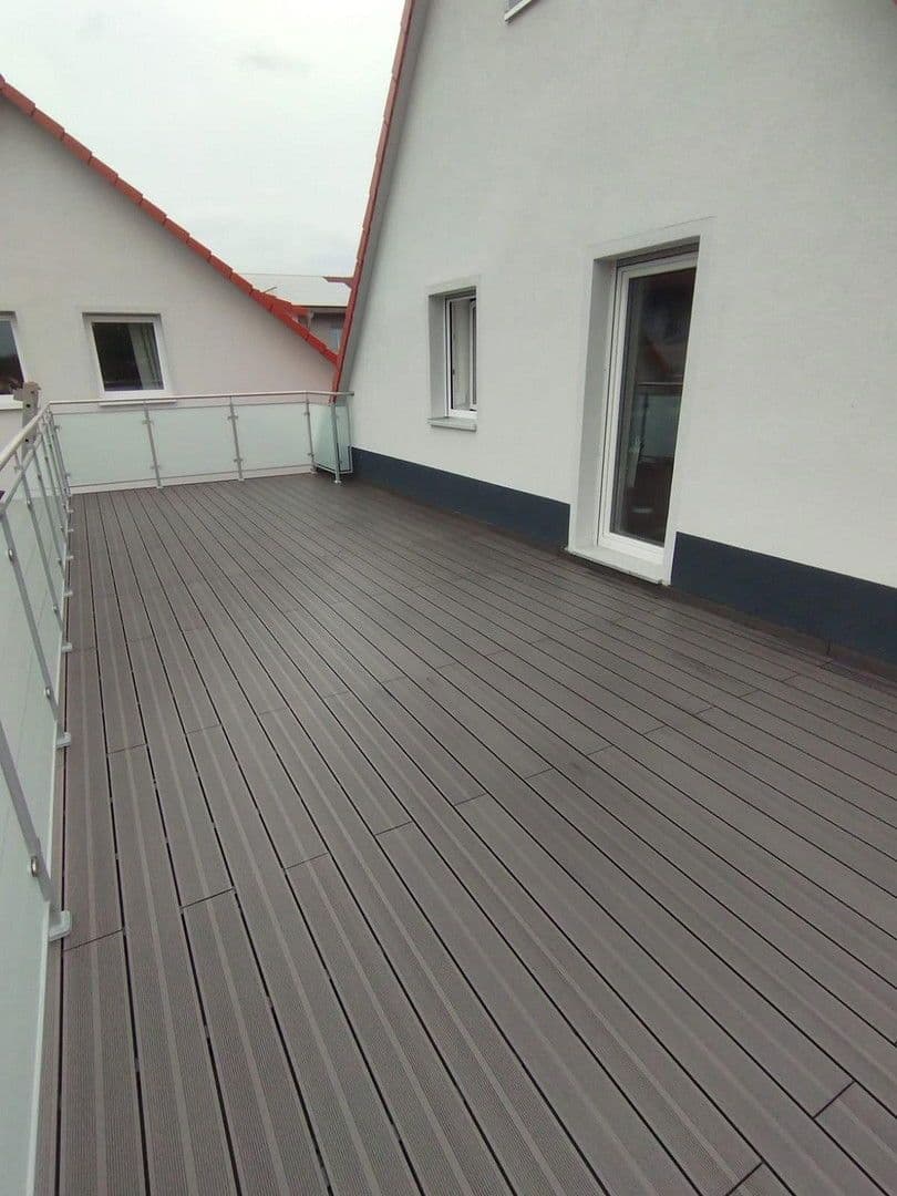 Pronájem bytu 3+1 80 m², Hauptstraße 2a, Schwarzenbruck, Bavorsko Pronájem bytu 3+1 80 m², Hauptstraße 2a, Schwarzenbruck, Bavorsko