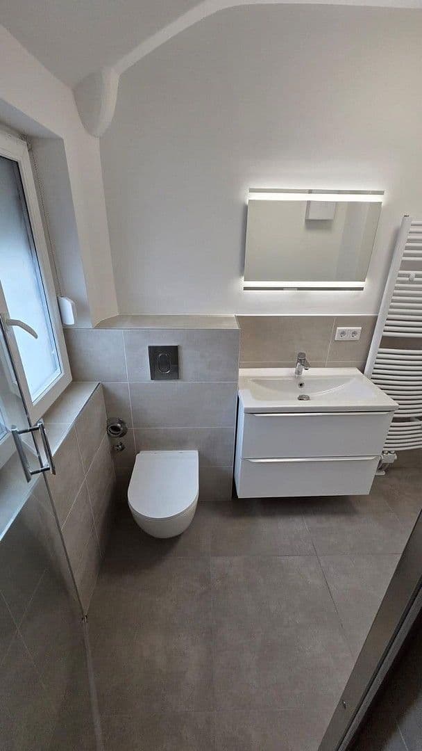 Pronájem bytu 3+1 80 m², Hauptstraße 2a, Schwarzenbruck, Bavorsko Pronájem bytu 3+1 80 m², Hauptstraße 2a, Schwarzenbruck, Bavorsko
