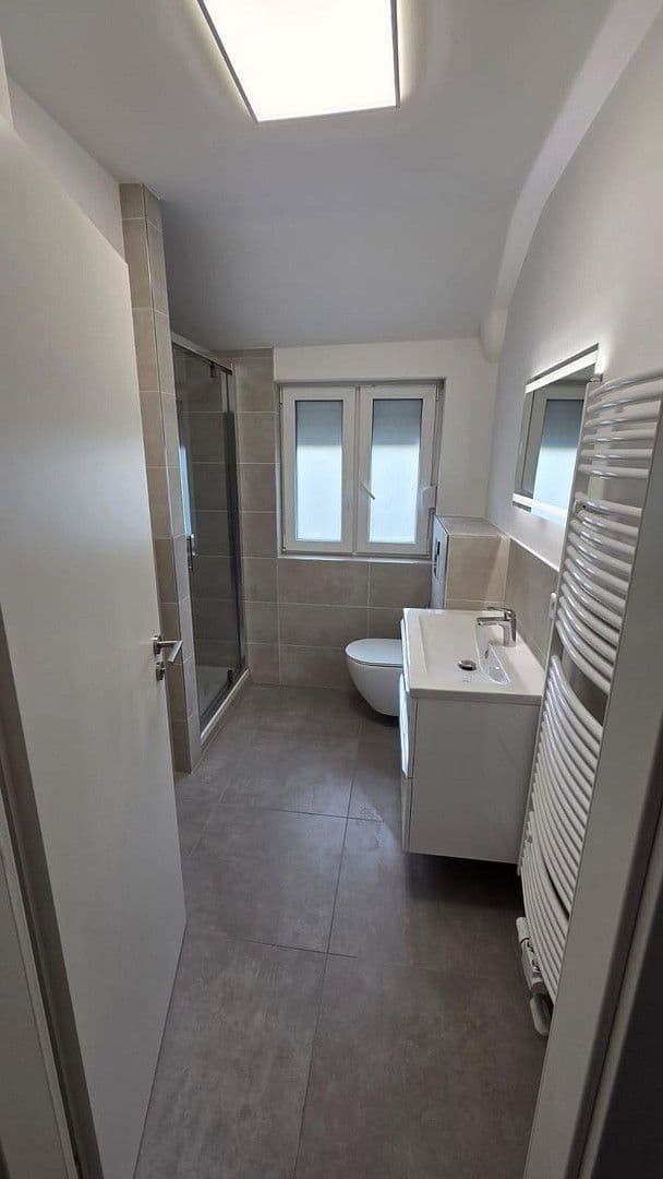 Pronájem bytu 3+1 80 m², Hauptstraße 2a, Schwarzenbruck, Bavorsko Pronájem bytu 3+1 80 m², Hauptstraße 2a, Schwarzenbruck, Bavorsko