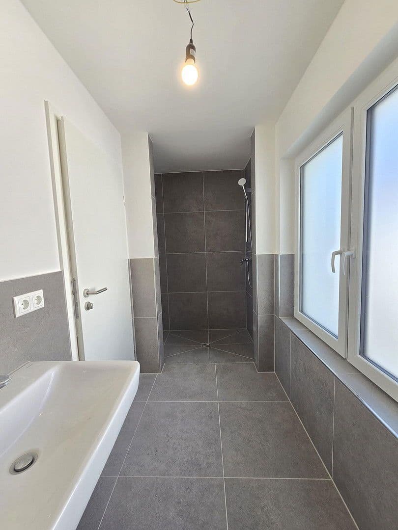 Prodej domu 156 m², pozemek 140 m², Frechen, Severní Porýní-Vestfálsko Prodej domu 156 m², pozemek 140 m², Frechen, Severní Porýní-Vestfálsko
