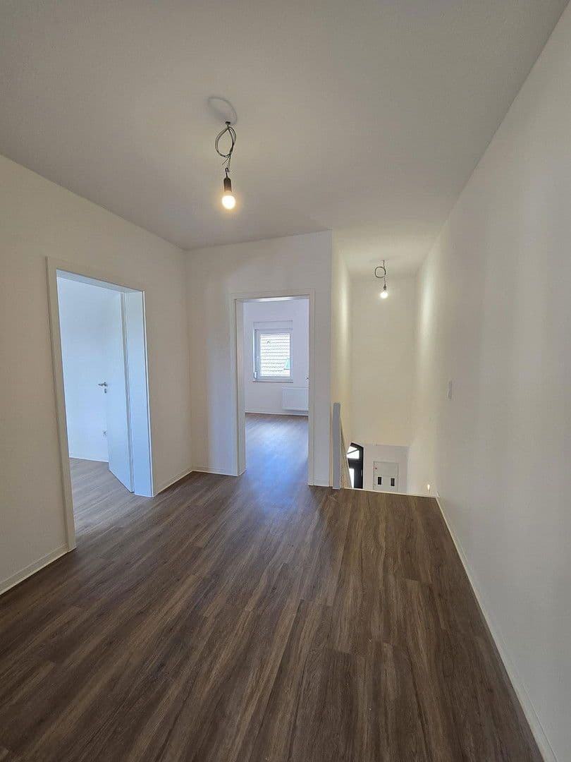 Prodej domu 156 m², pozemek 140 m², Frechen, Severní Porýní-Vestfálsko Prodej domu 156 m², pozemek 140 m², Frechen, Severní Porýní-Vestfálsko