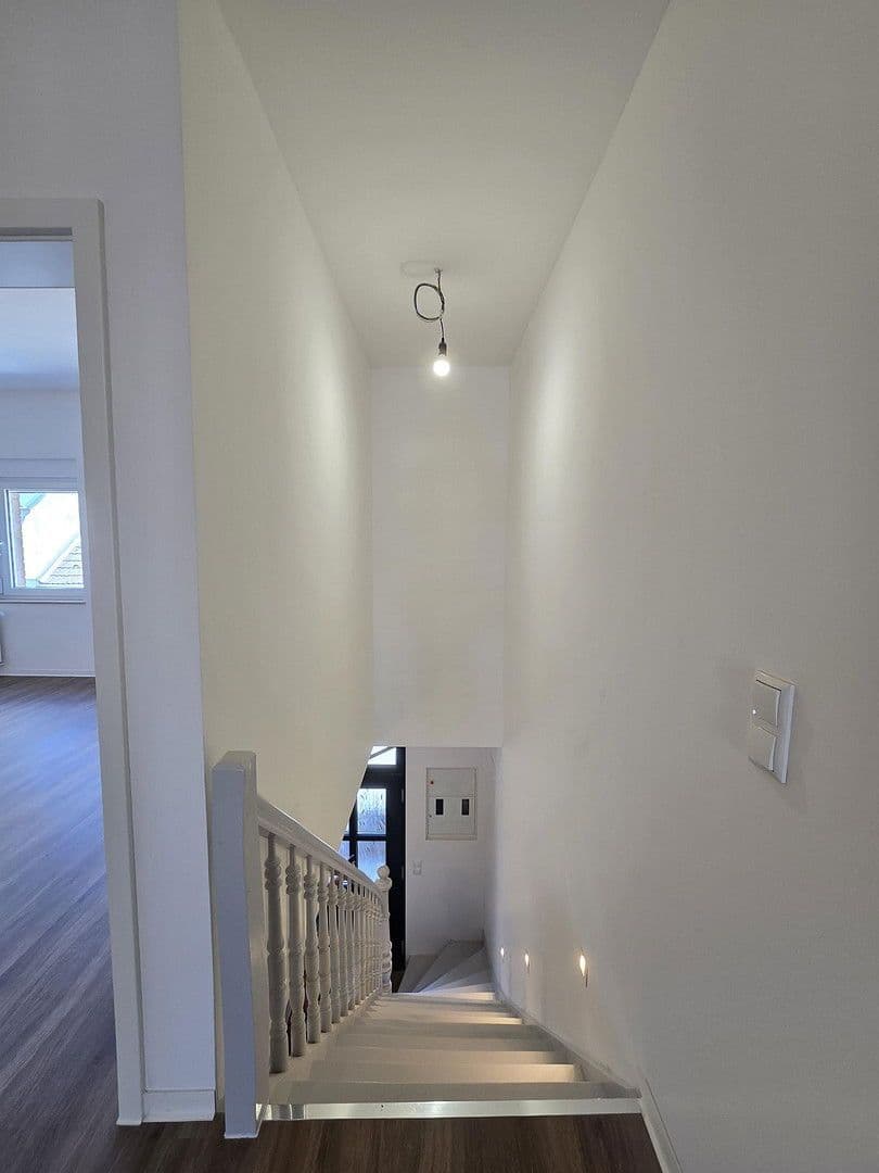 Prodej domu 156 m², pozemek 140 m², Frechen, Severní Porýní-Vestfálsko Prodej domu 156 m², pozemek 140 m², Frechen, Severní Porýní-Vestfálsko