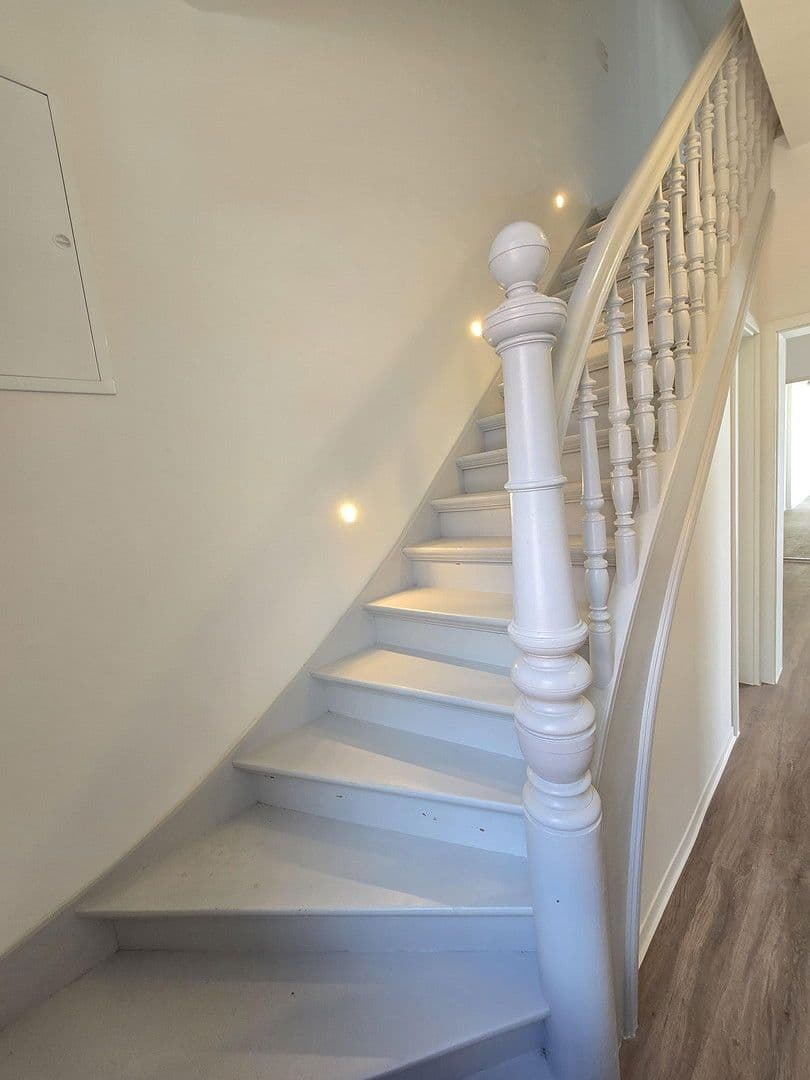 Prodej domu 156 m², pozemek 140 m², Frechen, Severní Porýní-Vestfálsko Prodej domu 156 m², pozemek 140 m², Frechen, Severní Porýní-Vestfálsko