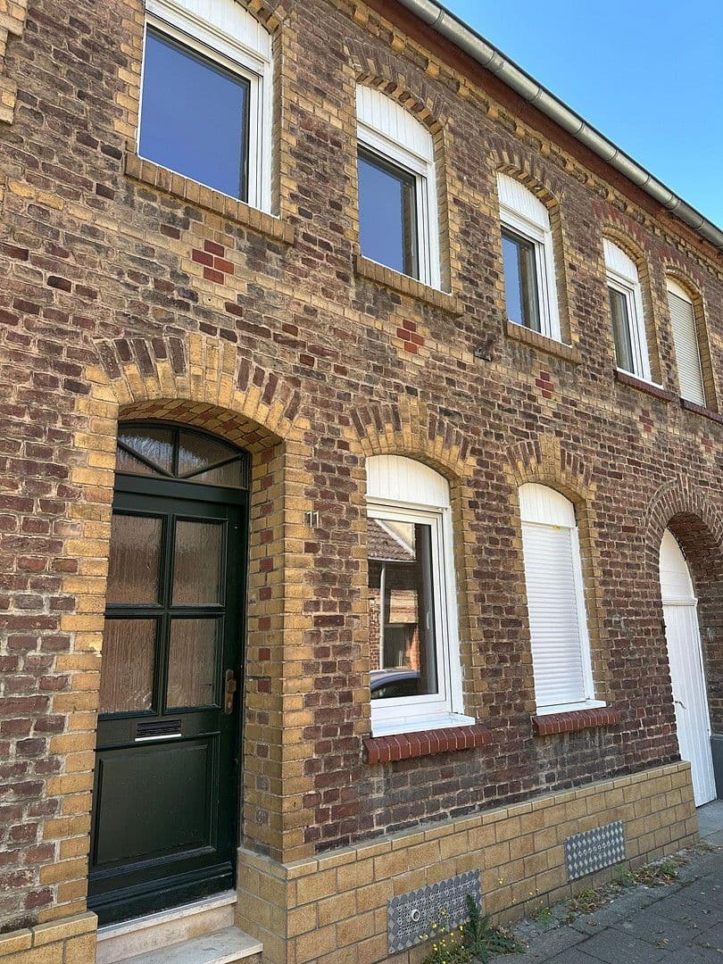 Prodej domu 156 m², pozemek 140 m², Frechen, Severní Porýní-Vestfálsko Prodej domu 156 m², pozemek 140 m², Frechen, Severní Porýní-Vestfálsko