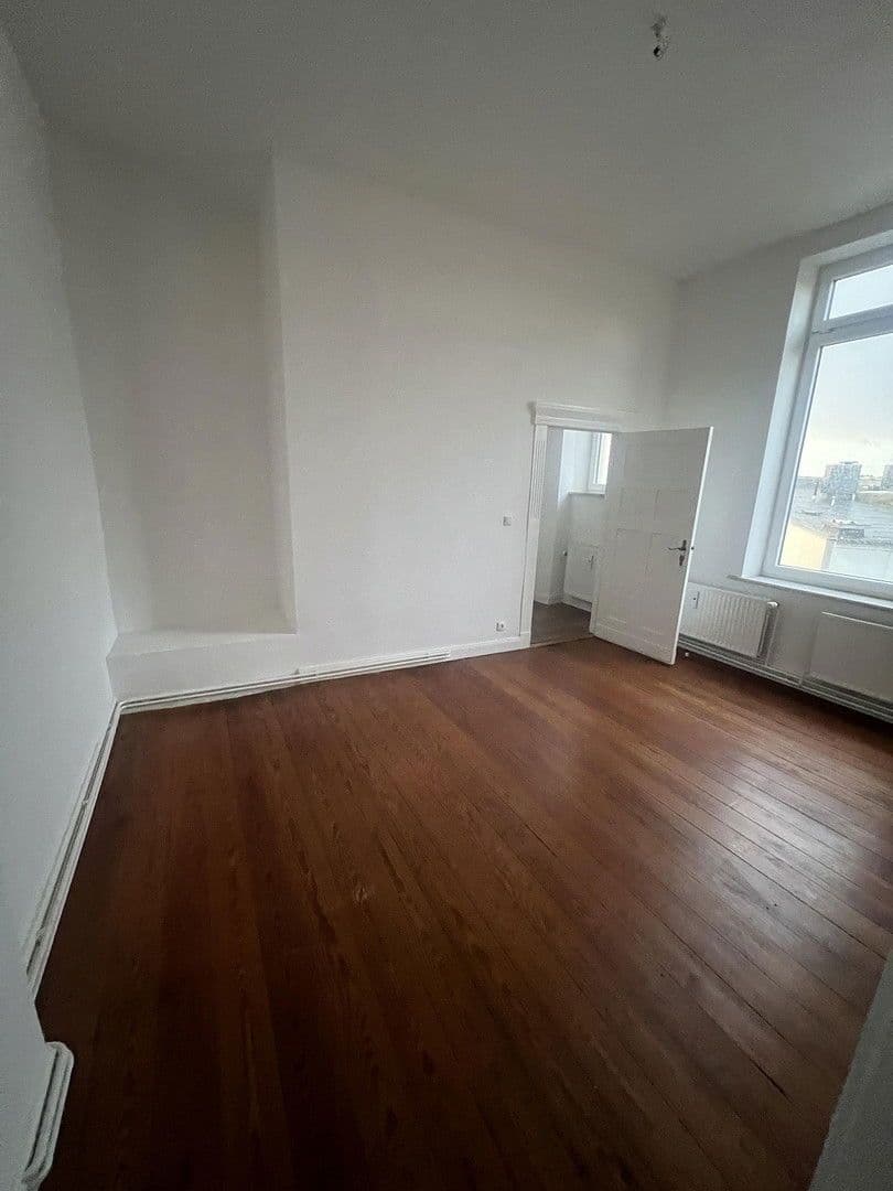 Pronájem bytu 5+1 147 m², Lübeck, Šlesvicko-Holštýnsko Pronájem bytu 5+1 147 m², Lübeck, Šlesvicko-Holštýnsko