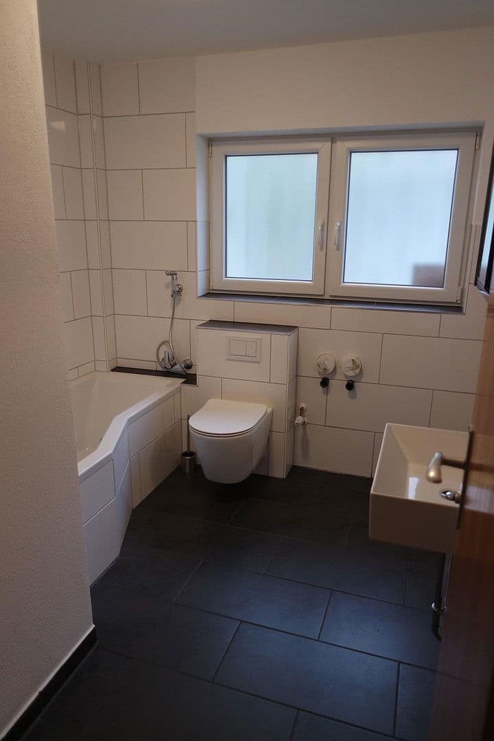 Prodej domu 330 m², pozemek 1.700 m², Oberndorf am Neckar, Bádensko-Württembersko Prodej domu 330 m², pozemek 1.700 m², Oberndorf am Neckar, Bádensko-Württembersko