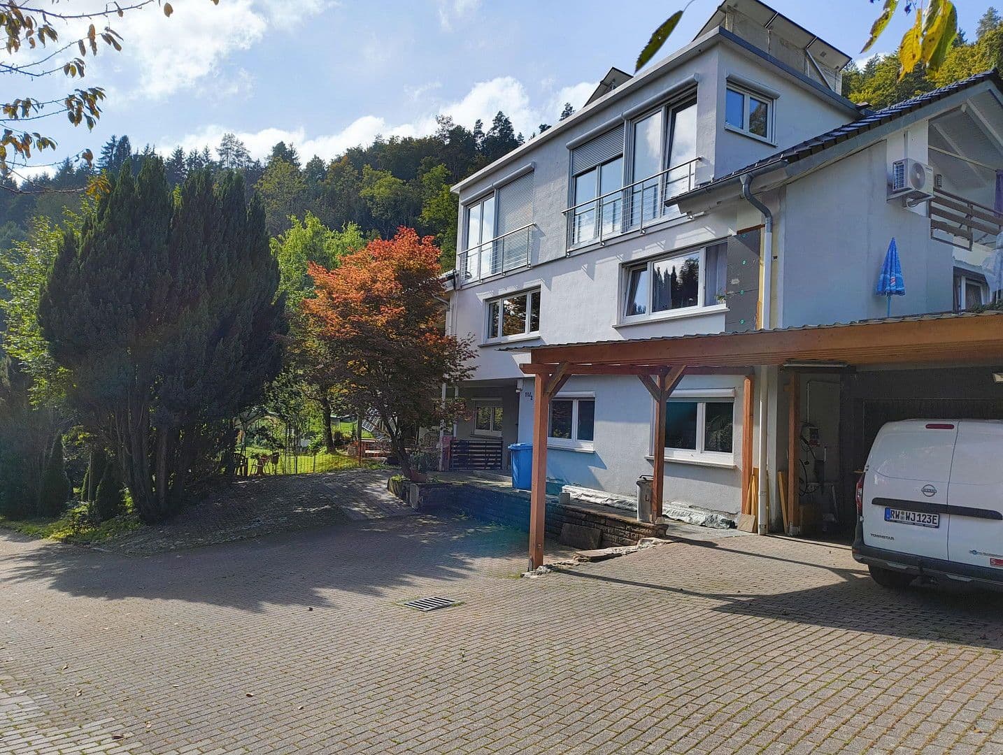 Prodej domu 330 m², pozemek 1.700 m², Oberndorf am Neckar, Bádensko-Württembersko Prodej domu 330 m², pozemek 1.700 m², Oberndorf am Neckar, Bádensko-Württembersko