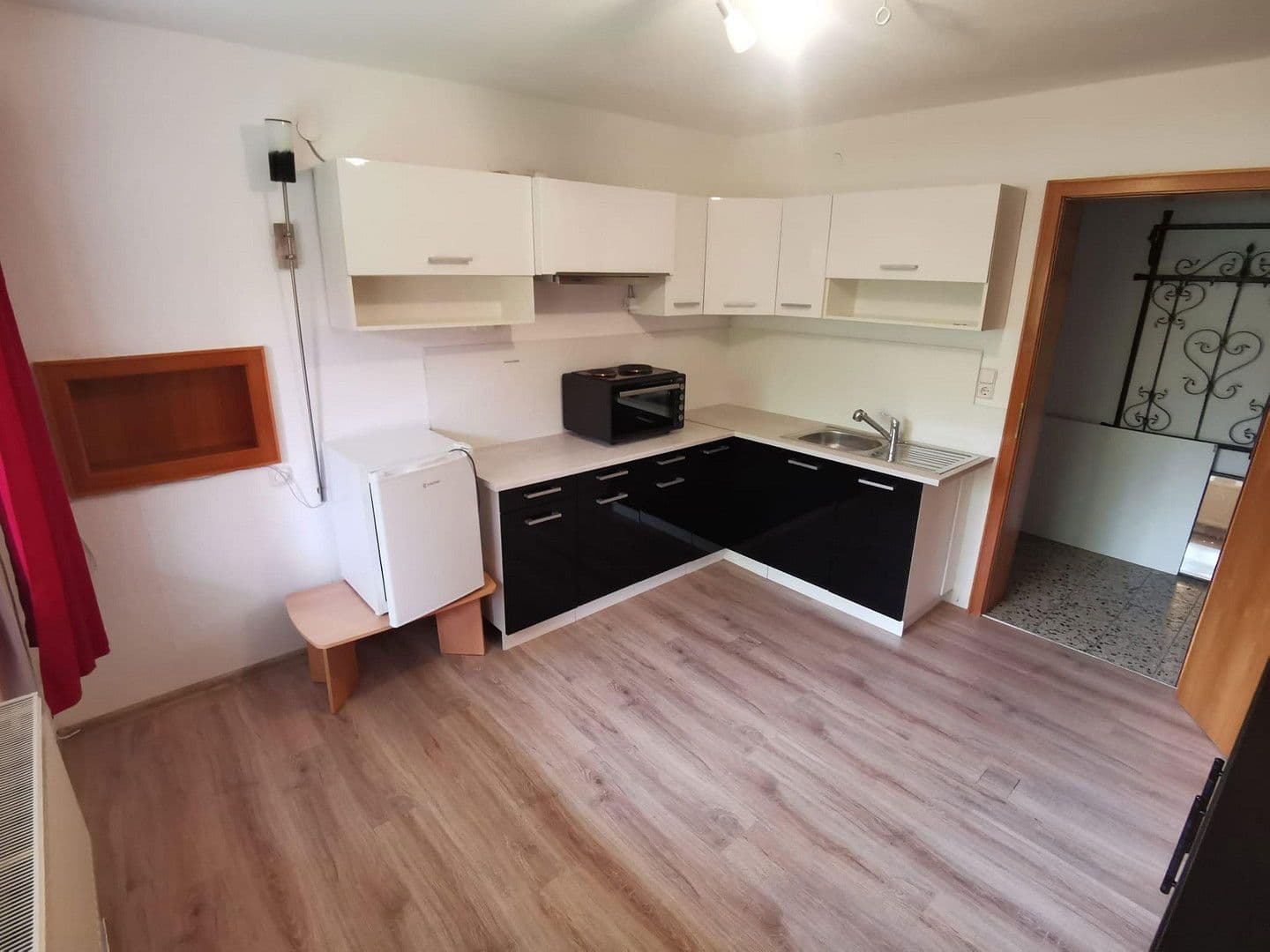 Prodej domu 330 m², pozemek 1.700 m², Oberndorf am Neckar, Bádensko-Württembersko Prodej domu 330 m², pozemek 1.700 m², Oberndorf am Neckar, Bádensko-Württembersko