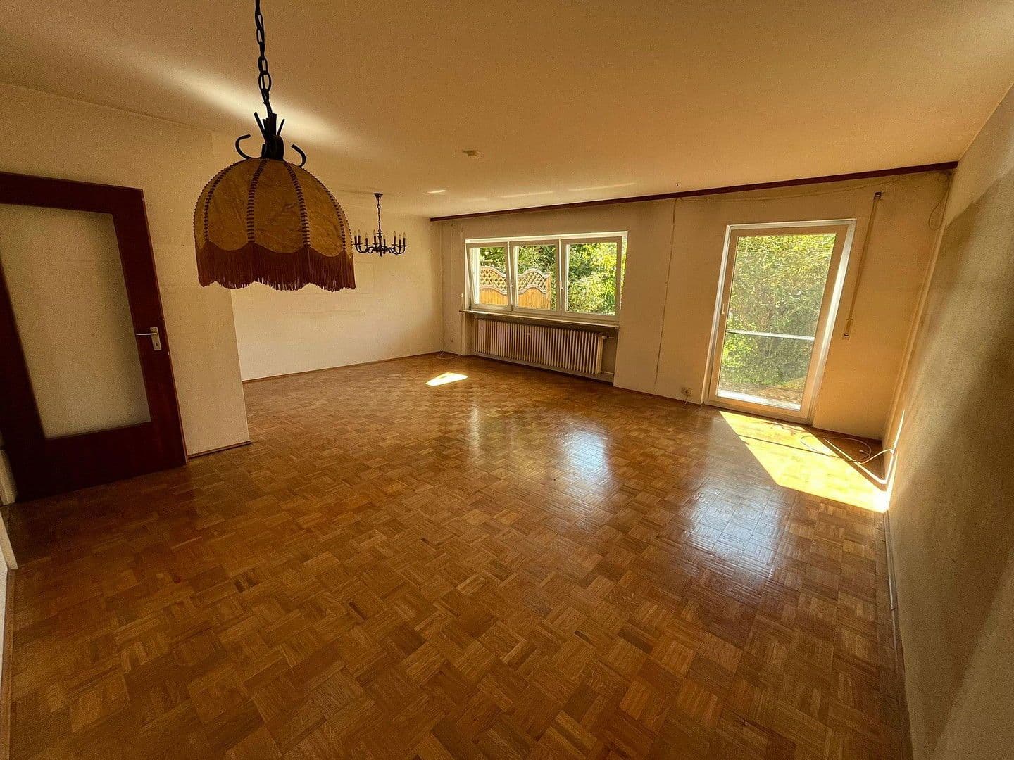 Prodej domu 128 m², pozemek 407 m², Brunnenstr. 40, Schwanstetten, Bavorsko Prodej domu 128 m², pozemek 407 m², Brunnenstr. 40, Schwanstetten, Bavorsko