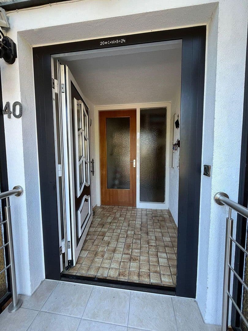 Prodej domu 128 m², pozemek 407 m², Brunnenstr. 40, Schwanstetten, Bavorsko Prodej domu 128 m², pozemek 407 m², Brunnenstr. 40, Schwanstetten, Bavorsko