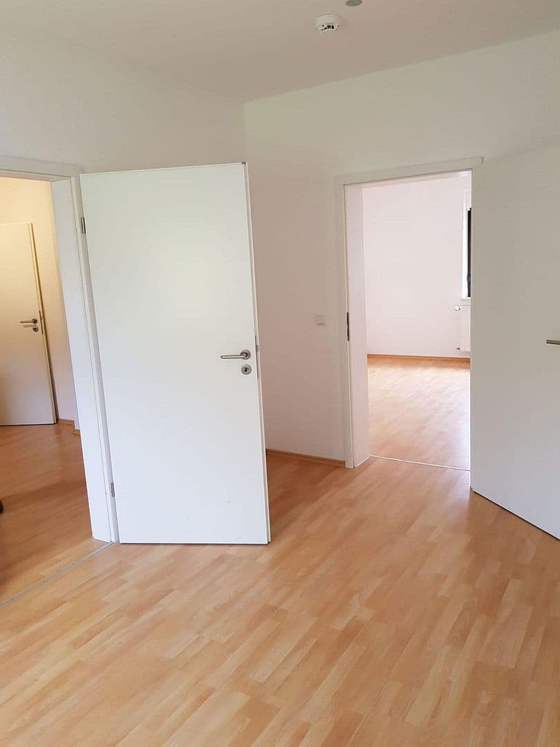 Pronájem bytu 3+1 70 m², Friedrich-Ebert-Straße 11, Kirn, Porýní-Falc Pronájem bytu 3+1 70 m², Friedrich-Ebert-Straße 11, Kirn, Porýní-Falc