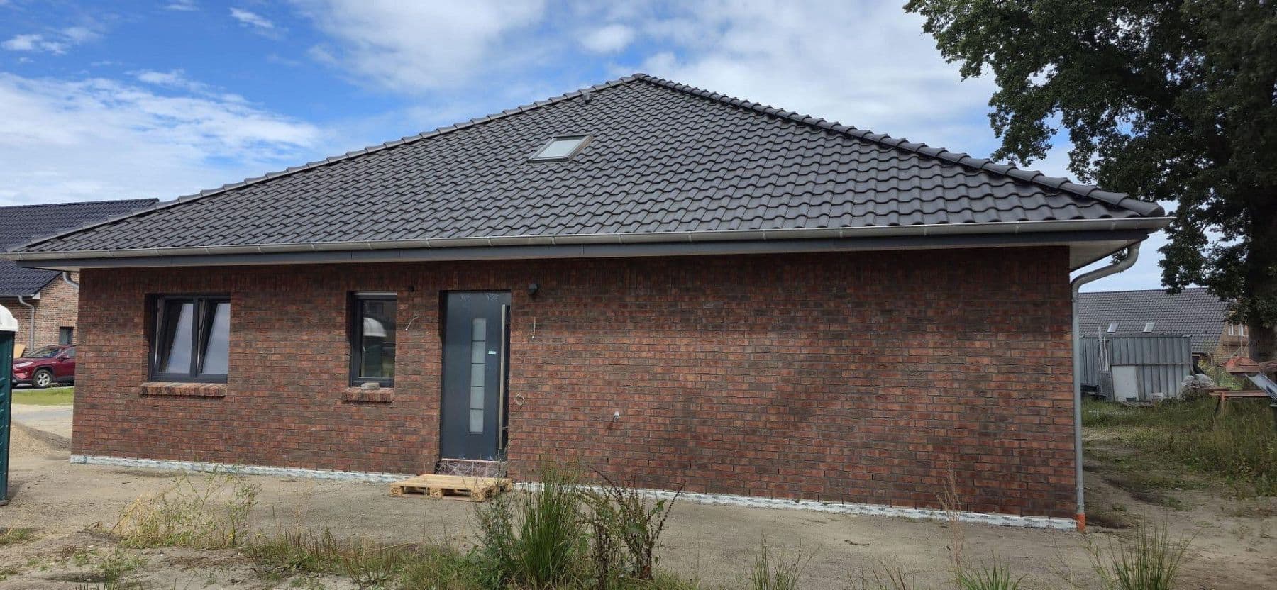 Prodej domu 140 m², pozemek 525 m², Eichenallee 7, Fredenbeck, Dolní Sasko Prodej domu 140 m², pozemek 525 m², Eichenallee 7, Fredenbeck, Dolní Sasko