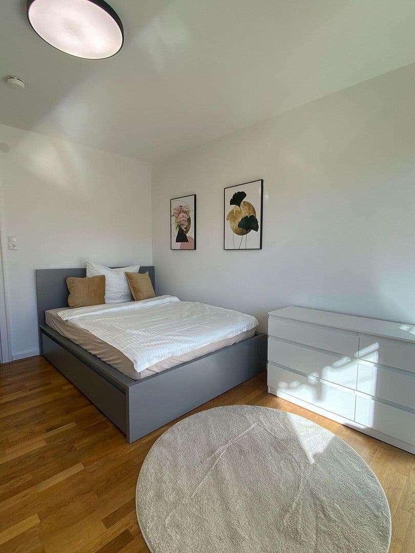 Pronájem bytu 4+1 89 m², Tristanstraße 3, Germering, Bavorsko Pronájem bytu 4+1 89 m², Tristanstraße 3, Germering, Bavorsko