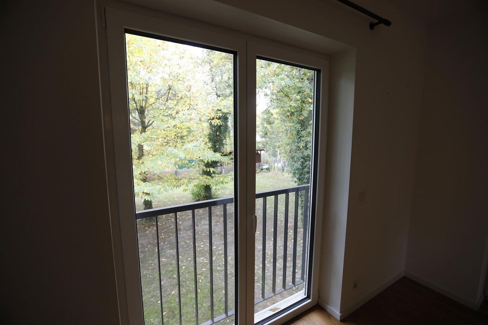 Pronájem bytu 3+1 96 m², Thomas Mann Str. 21, Nuthetal, Braniborsko Pronájem bytu 3+1 96 m², Thomas Mann Str. 21, Nuthetal, Braniborsko