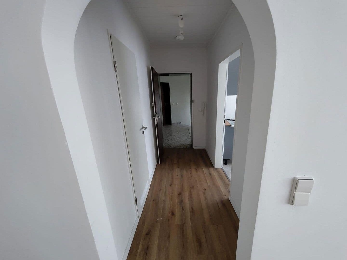 Pronájem bytu 3+1 76 m², Lehrerstr 35, Duisburg, Severní Porýní-Vestfálsko Pronájem bytu 3+1 76 m², Lehrerstr 35, Duisburg, Severní Porýní-Vestfálsko