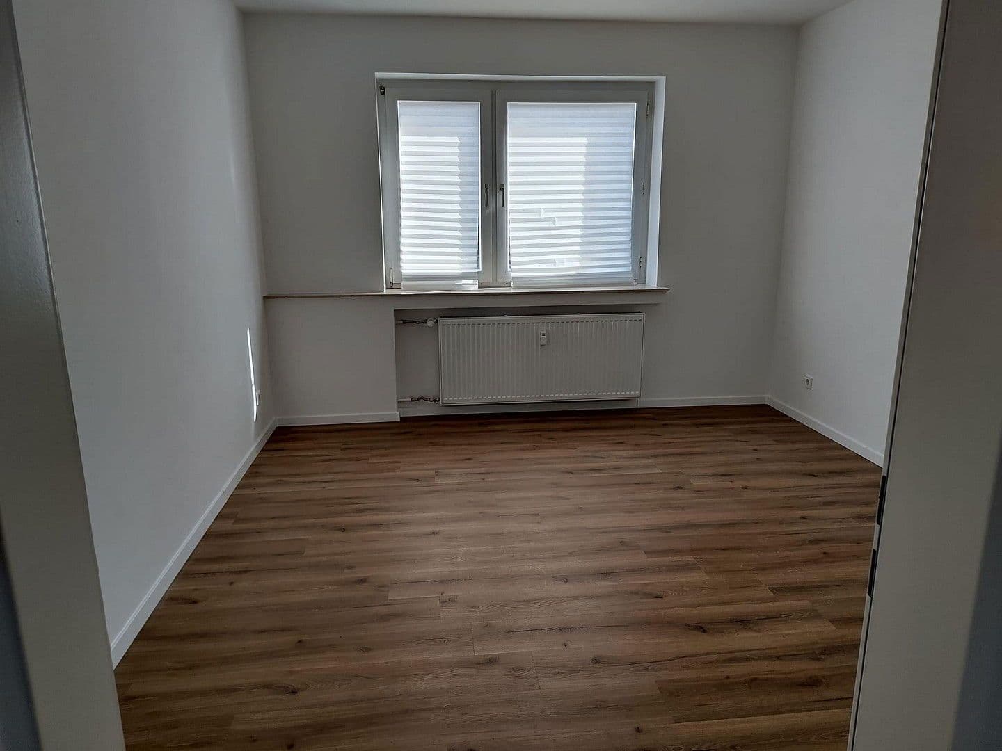 Pronájem bytu 3+1 76 m², Lehrerstr 35, Duisburg, Severní Porýní-Vestfálsko Pronájem bytu 3+1 76 m², Lehrerstr 35, Duisburg, Severní Porýní-Vestfálsko
