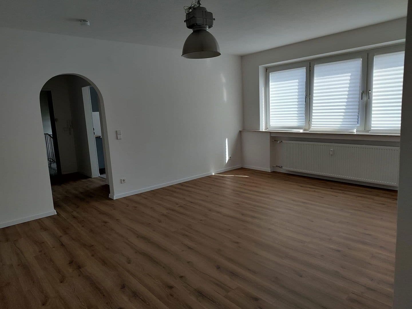 Pronájem bytu 3+1 76 m², Lehrerstr 35, Duisburg, Severní Porýní-Vestfálsko Pronájem bytu 3+1 76 m², Lehrerstr 35, Duisburg, Severní Porýní-Vestfálsko
