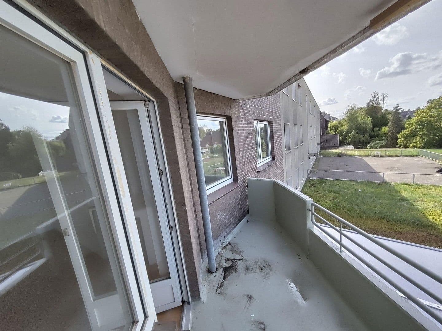 Pronájem bytu 3+1 76 m², Lehrerstr 35, Duisburg, Severní Porýní-Vestfálsko Pronájem bytu 3+1 76 m², Lehrerstr 35, Duisburg, Severní Porýní-Vestfálsko