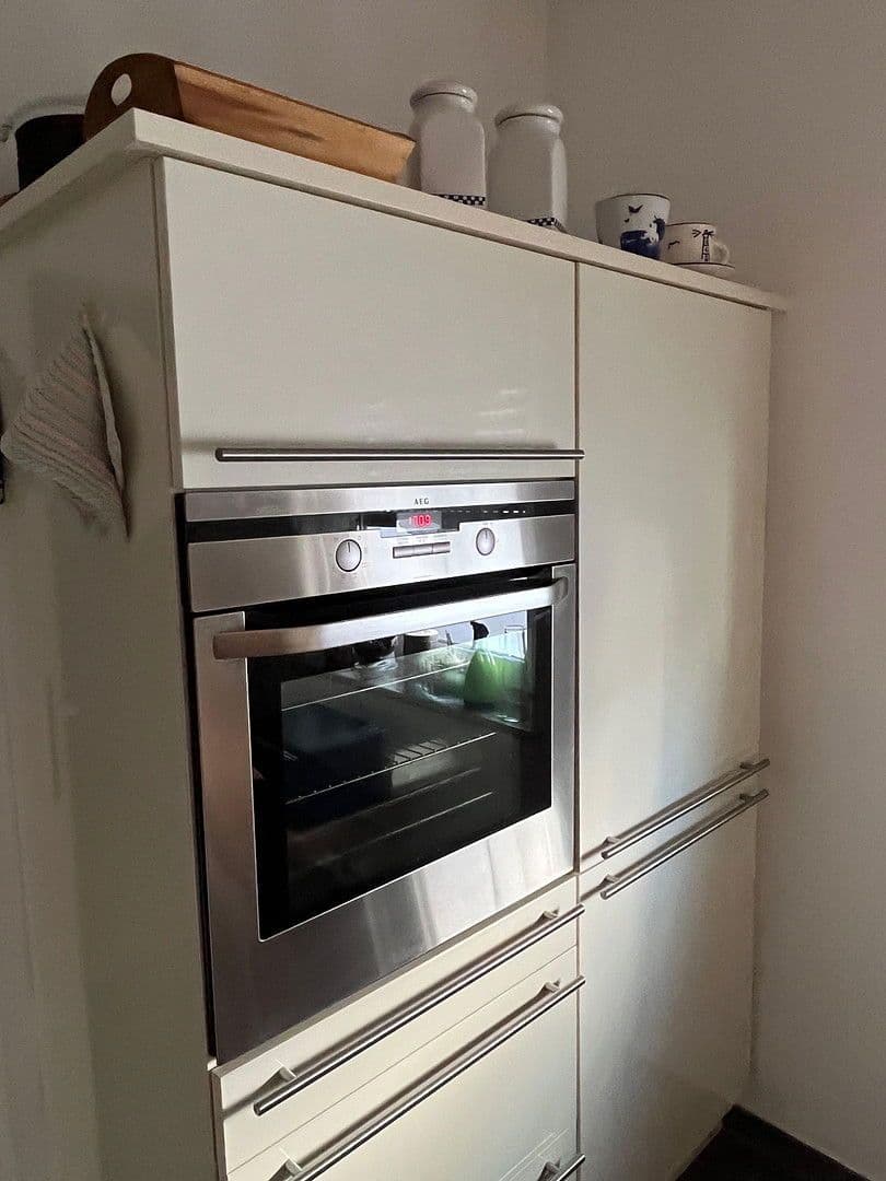 Prodej domu 175 m², pozemek 736 m², Rosbach v. d. Höhe, Hessen Prodej domu 175 m², pozemek 736 m², Rosbach v. d. Höhe, Hessen