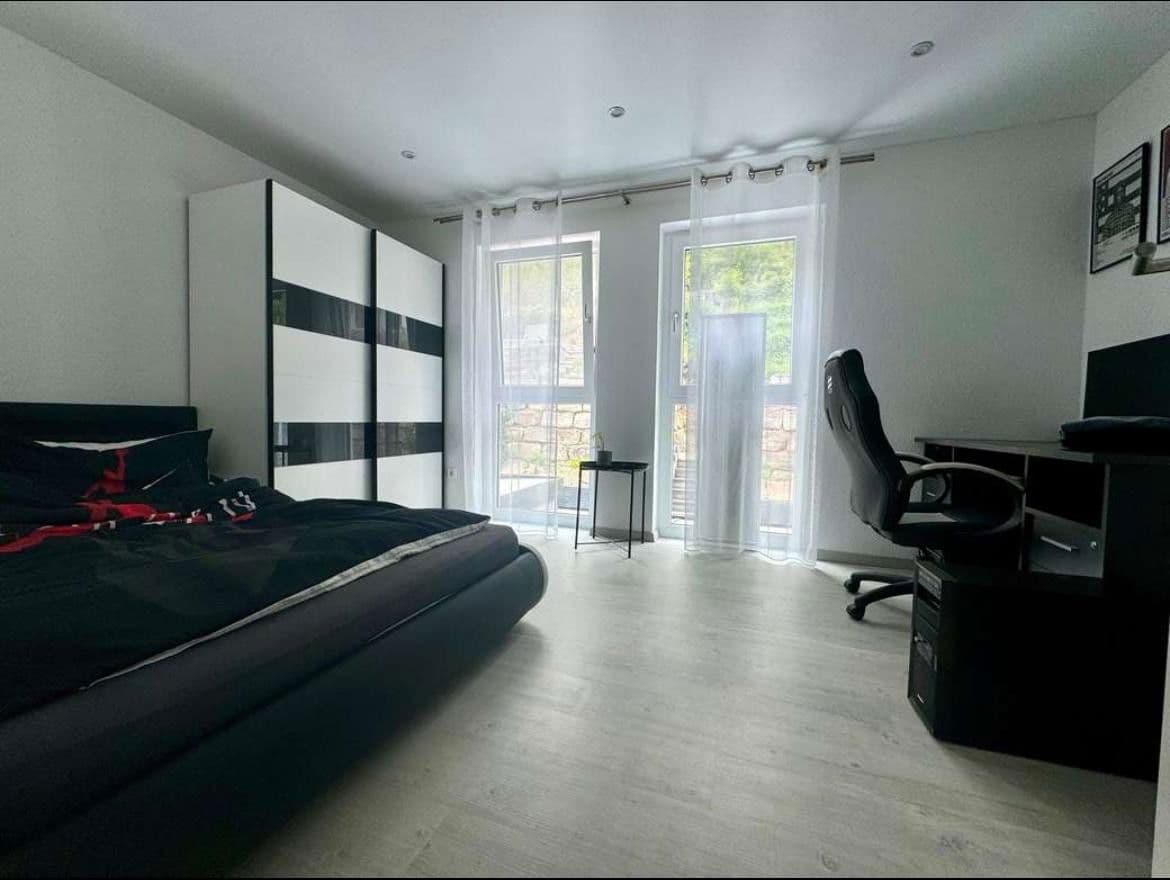 Prodej domu 127 m², pozemek 159 m², Hermann-Vischer-Str. 23/3, Bietigheim-Bissingen, Bádensko-Württembersko Prodej domu 127 m², pozemek 159 m², Hermann-Vischer-Str. 23/3, Bietigheim-Bissingen, Bádensko-Württembersko