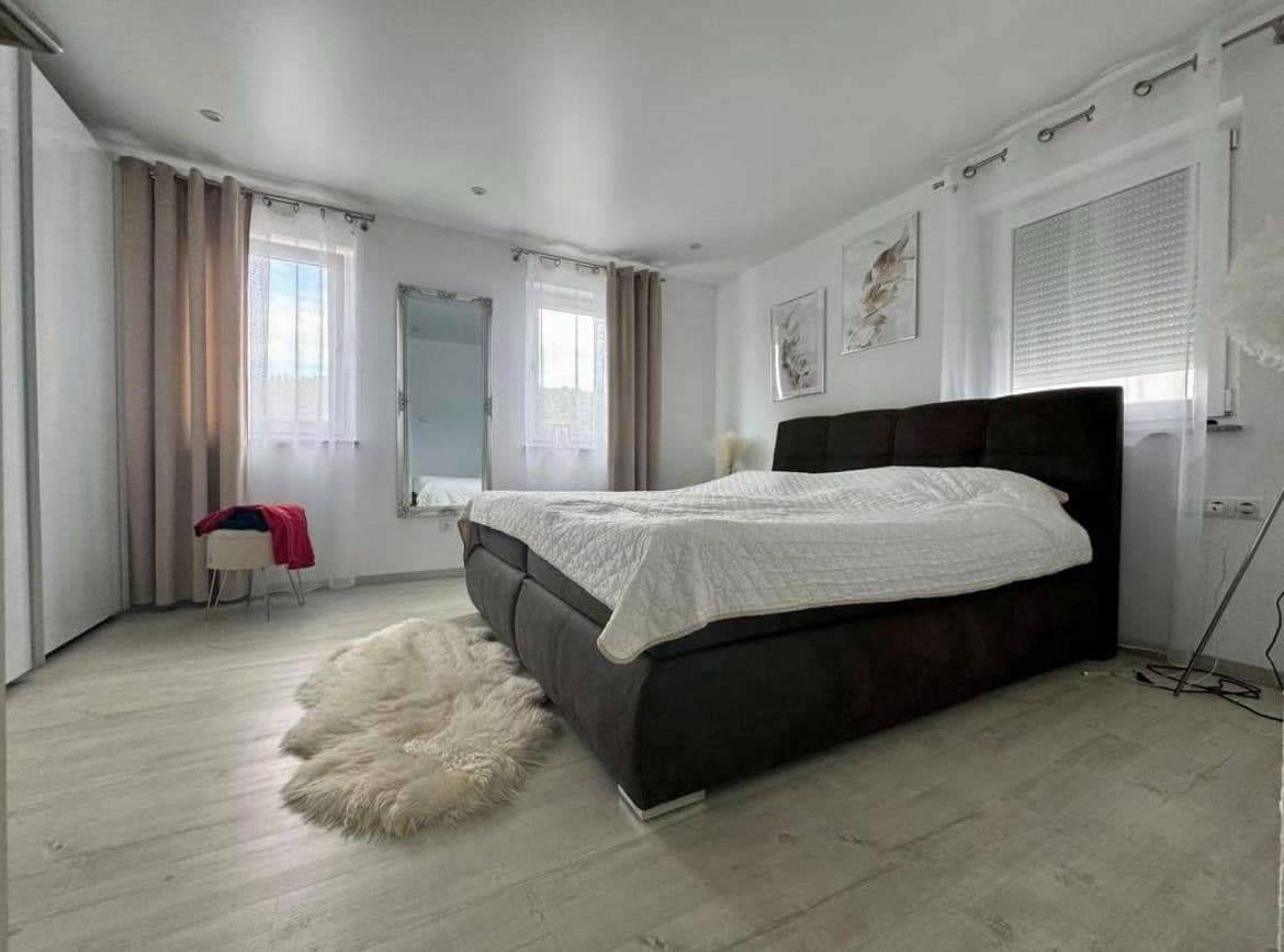 Prodej domu 127 m², pozemek 159 m², Hermann-Vischer-Str. 23/3, Bietigheim-Bissingen, Bádensko-Württembersko Prodej domu 127 m², pozemek 159 m², Hermann-Vischer-Str. 23/3, Bietigheim-Bissingen, Bádensko-Württembersko