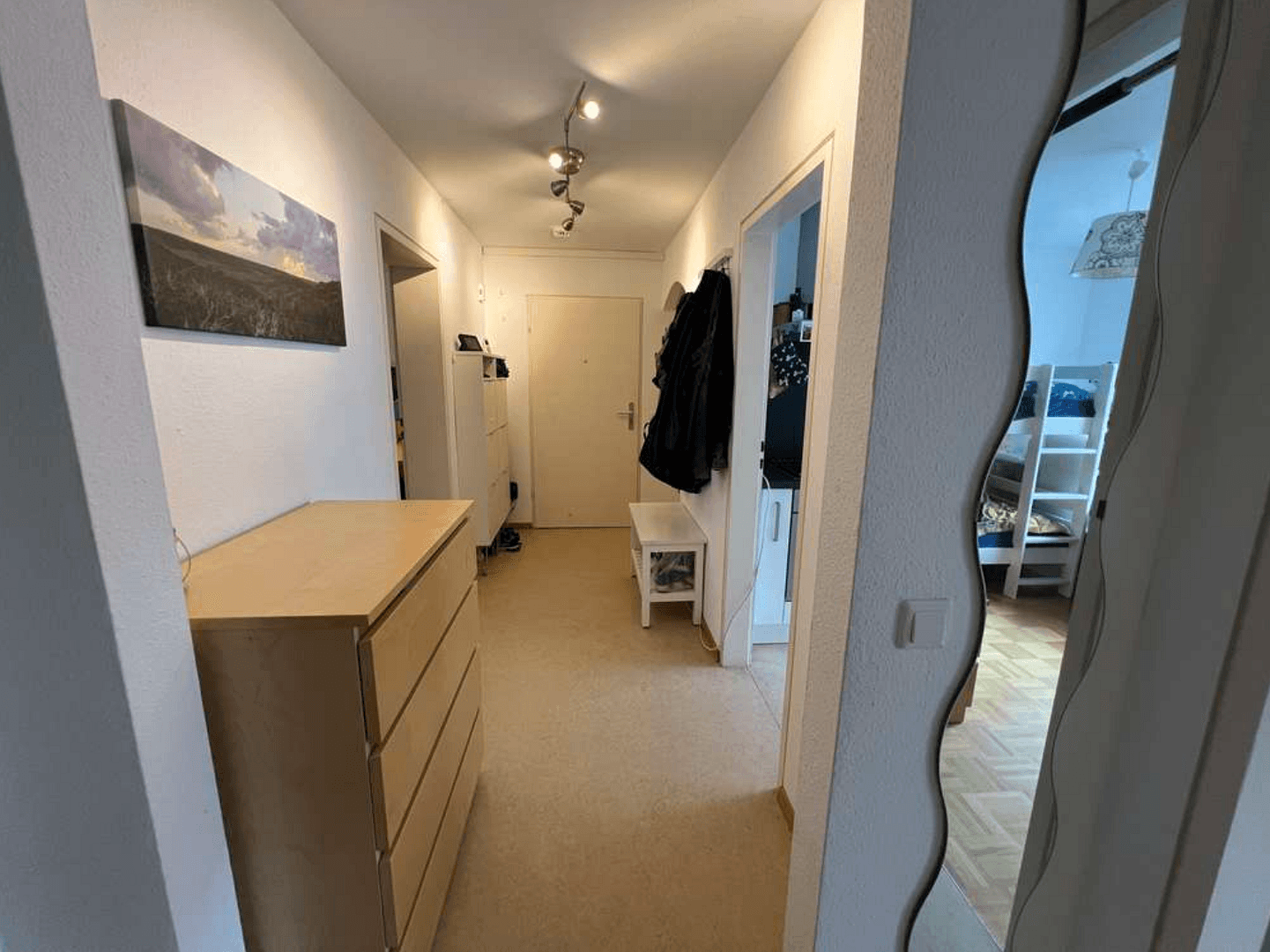 Pronájem bytu 3+1 76 m², Stuttgart, Bádensko-Württembersko Pronájem bytu 3+1 76 m², Stuttgart, Bádensko-Württembersko
