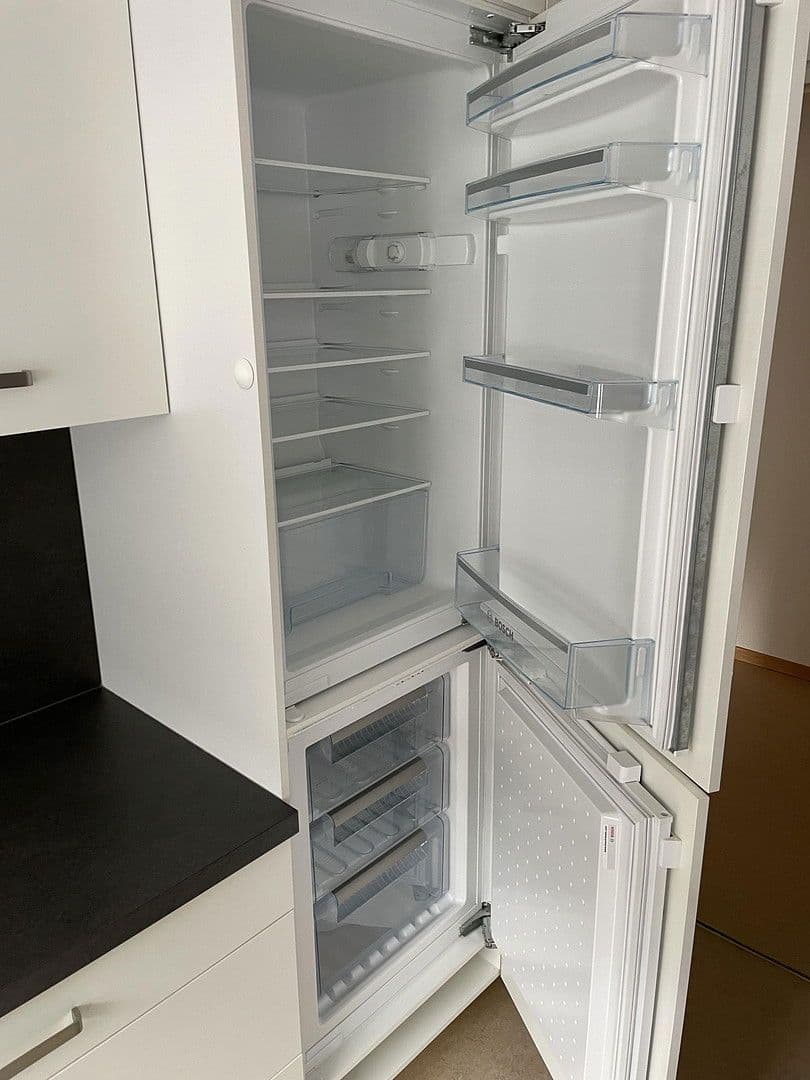 Pronájem bytu 3+1 76 m², Stuttgart, Bádensko-Württembersko Pronájem bytu 3+1 76 m², Stuttgart, Bádensko-Württembersko