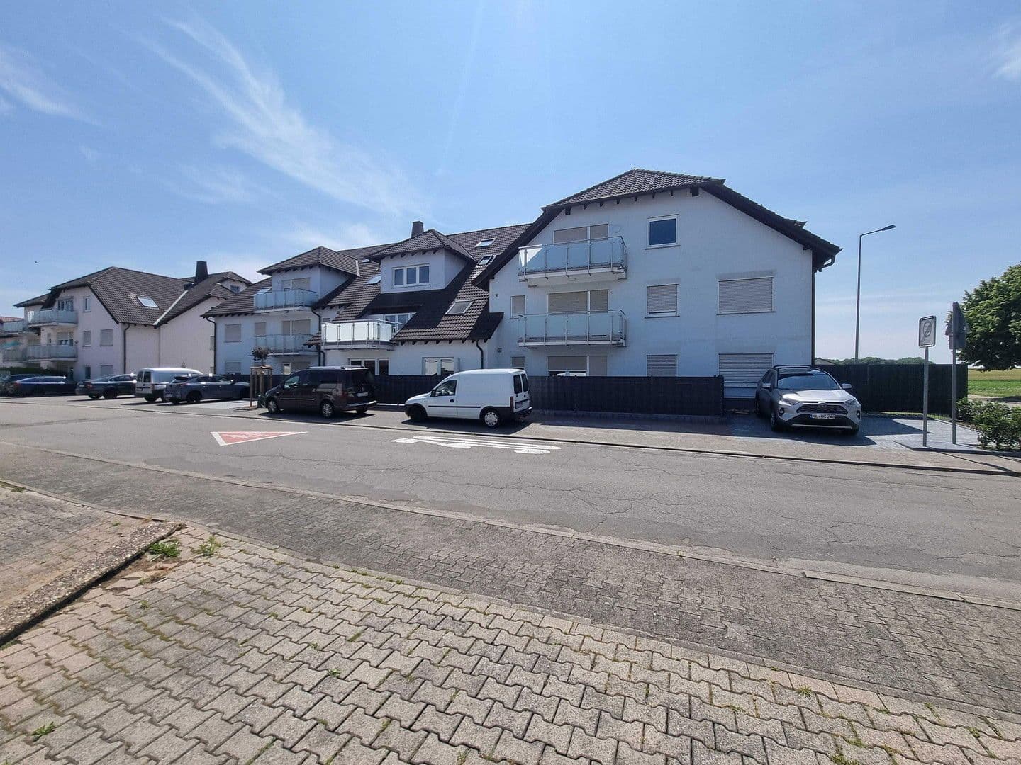 Prodej domu 2.677 m², pozemek 3.863 m², Seufzerweg 2-4, Ramstein-Miesenbach, Porýní-Falc Prodej domu 2.677 m², pozemek 3.863 m², Seufzerweg 2-4, Ramstein-Miesenbach, Porýní-Falc