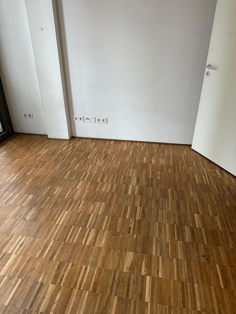Prodej bytu 4+1 78 m², Heinrich Heine Str 36, Berlin, Berlín Prodej bytu 4+1 78 m², Heinrich Heine Str 36, Berlin, Berlín