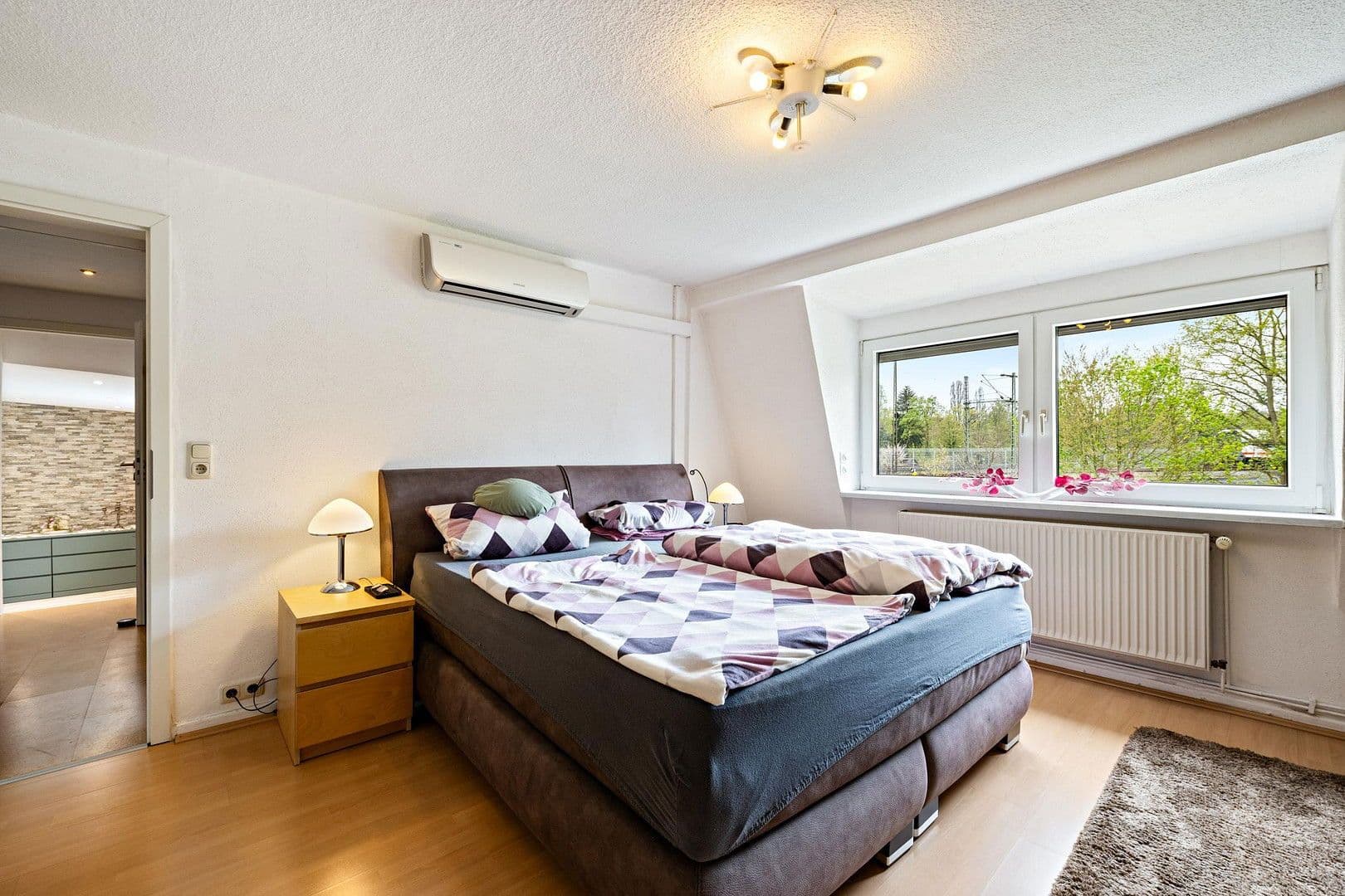 Prodej domu 137 m², pozemek 614 m², Braunschweig, Dolní Sasko Prodej domu 137 m², pozemek 614 m², Braunschweig, Dolní Sasko