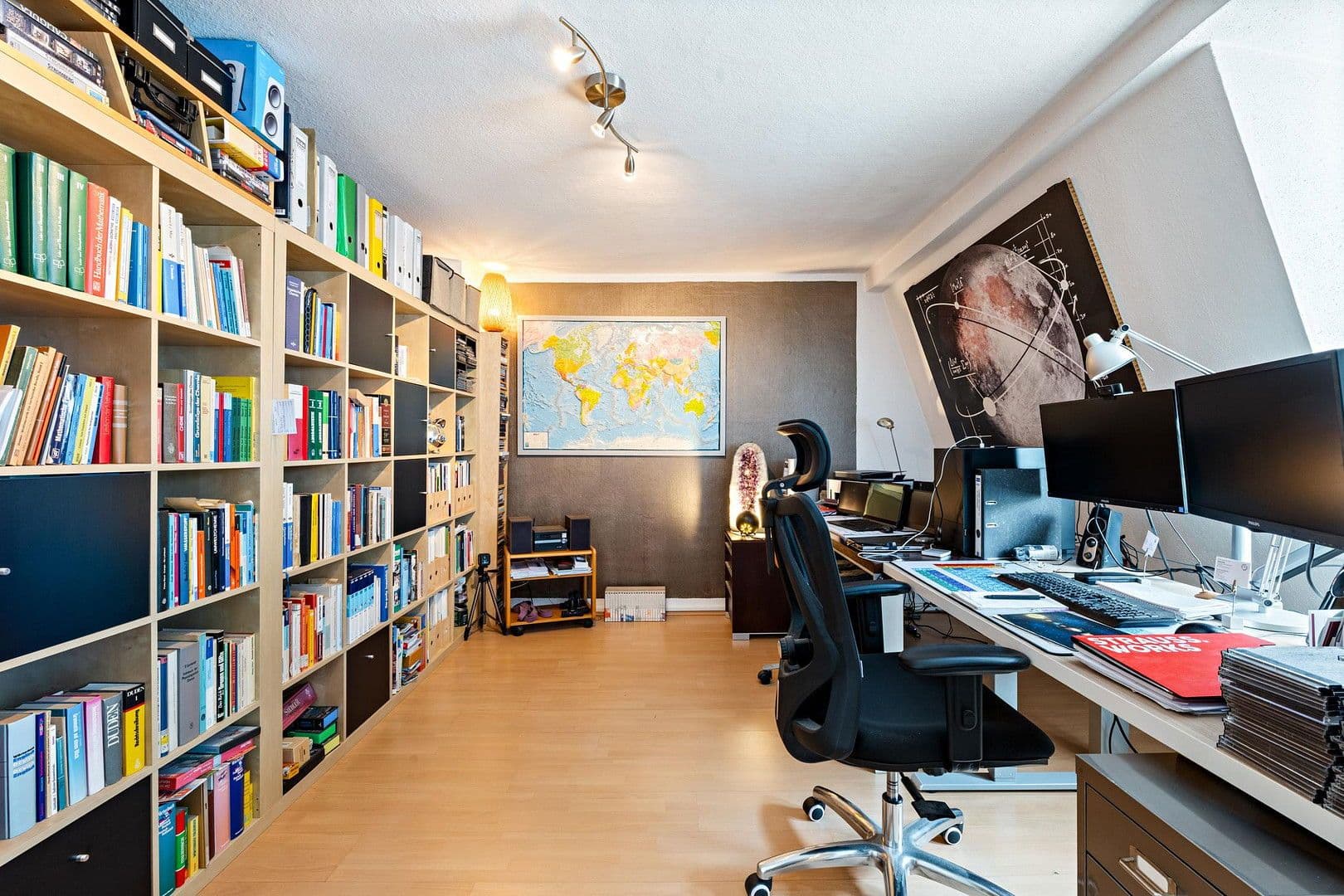 Prodej domu 137 m², pozemek 614 m², Braunschweig, Dolní Sasko Prodej domu 137 m², pozemek 614 m², Braunschweig, Dolní Sasko