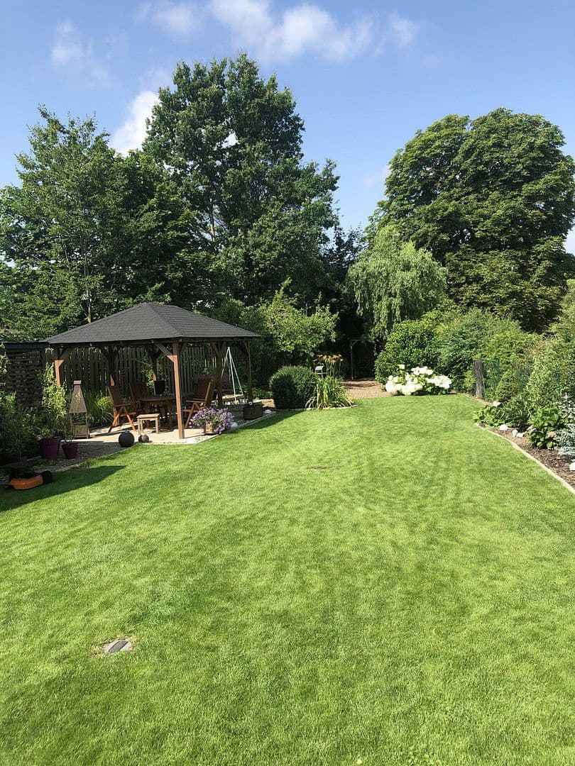 Prodej domu 137 m², pozemek 614 m², Braunschweig, Dolní Sasko Prodej domu 137 m², pozemek 614 m², Braunschweig, Dolní Sasko
