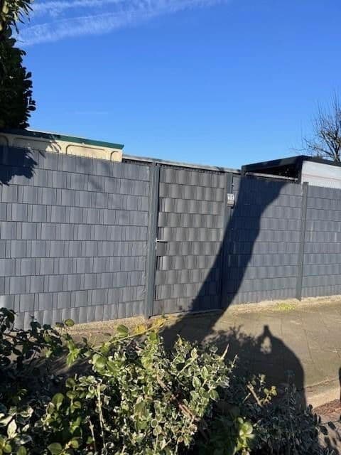 Prodej domu 130 m², pozemek 254 m², Erkrath, Severní Porýní-Vestfálsko Prodej domu 130 m², pozemek 254 m², Erkrath, Severní Porýní-Vestfálsko