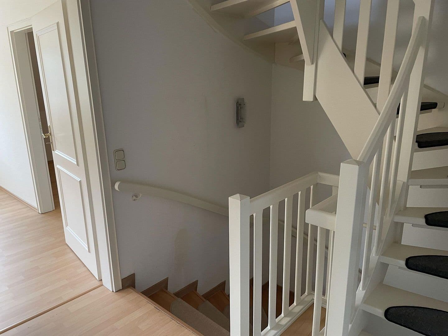 Prodej domu 144 m², pozemek 355 m², Rellingen, Šlesvicko-Holštýnsko Prodej domu 144 m², pozemek 355 m², Rellingen, Šlesvicko-Holštýnsko