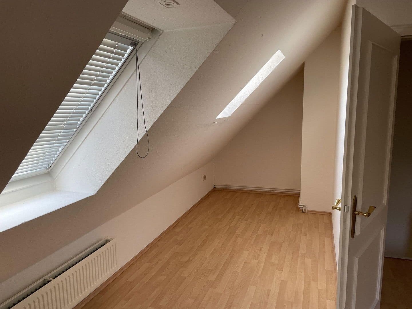 Prodej domu 144 m², pozemek 355 m², Rellingen, Šlesvicko-Holštýnsko Prodej domu 144 m², pozemek 355 m², Rellingen, Šlesvicko-Holštýnsko