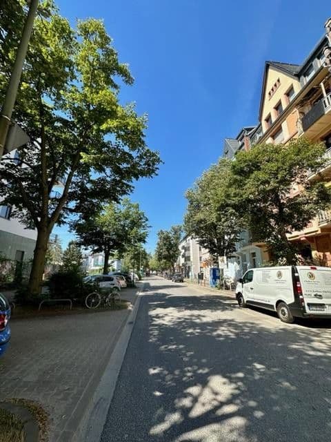 Prodej bytu 4+1 95 m², Frankfurt, Hessen Prodej bytu 4+1 95 m², Frankfurt, Hessen