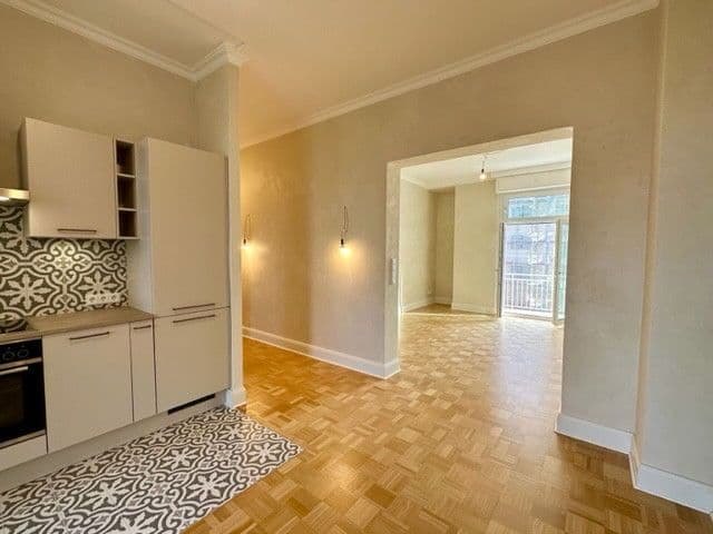 Prodej bytu 4+1 95 m², Frankfurt, Hessen Prodej bytu 4+1 95 m², Frankfurt, Hessen