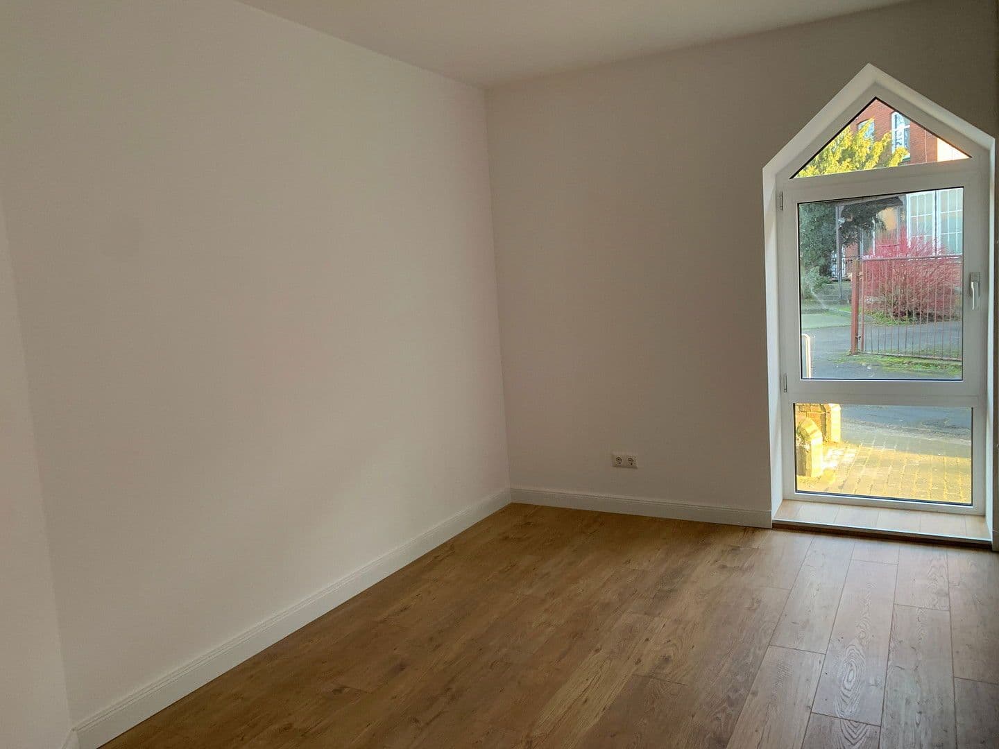 Pronájem bytu 2+1 87 m², Hauptstraße 16, Altenmedingen, Dolní Sasko Pronájem bytu 2+1 87 m², Hauptstraße 16, Altenmedingen, Dolní Sasko
