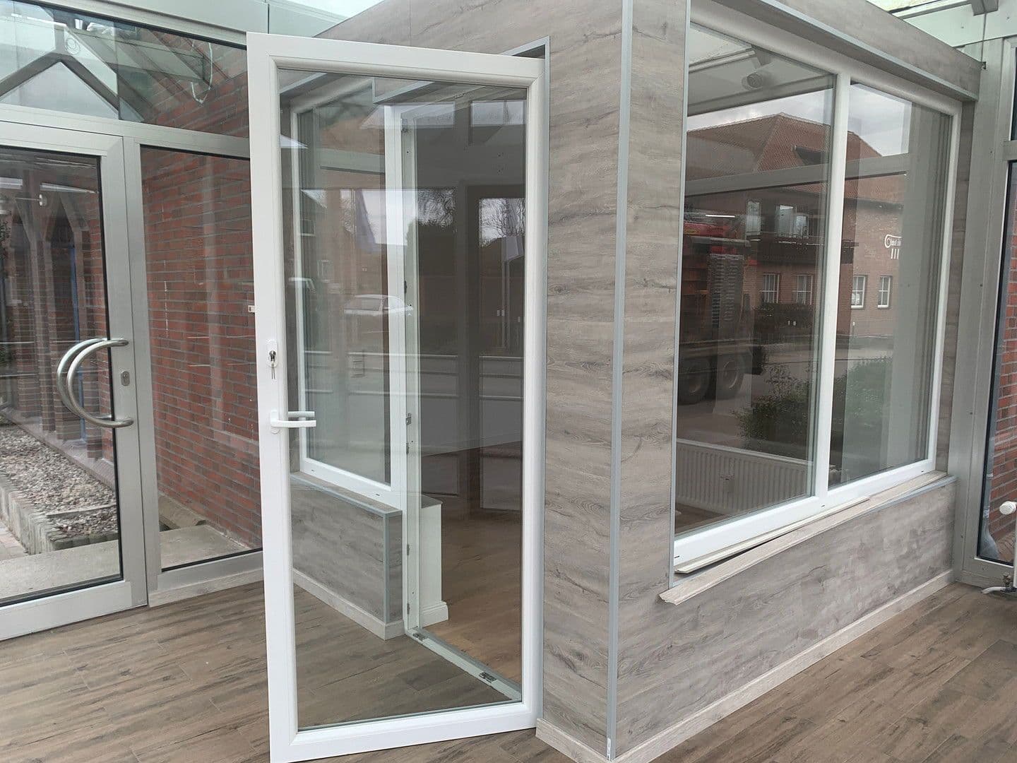 Pronájem bytu 2+1 87 m², Hauptstraße 16, Altenmedingen, Dolní Sasko Pronájem bytu 2+1 87 m², Hauptstraße 16, Altenmedingen, Dolní Sasko