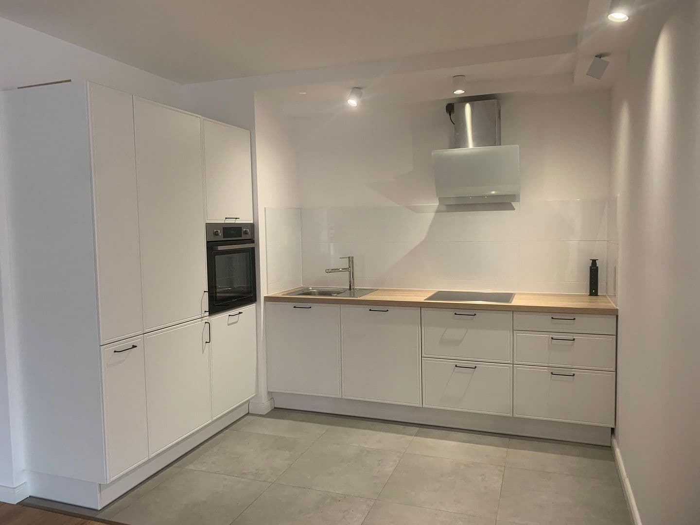 Pronájem bytu 2+1 87 m², Hauptstraße 16, Altenmedingen, Dolní Sasko Pronájem bytu 2+1 87 m², Hauptstraße 16, Altenmedingen, Dolní Sasko