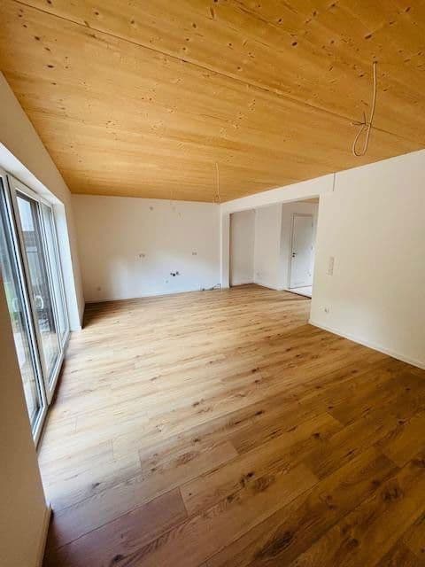 Prodej domu 125 m², pozemek 144 m², Herzogenaurach, Bavorsko Prodej domu 125 m², pozemek 144 m², Herzogenaurach, Bavorsko