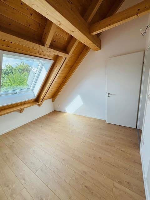 Prodej domu 125 m², pozemek 144 m², Herzogenaurach, Bavorsko Prodej domu 125 m², pozemek 144 m², Herzogenaurach, Bavorsko