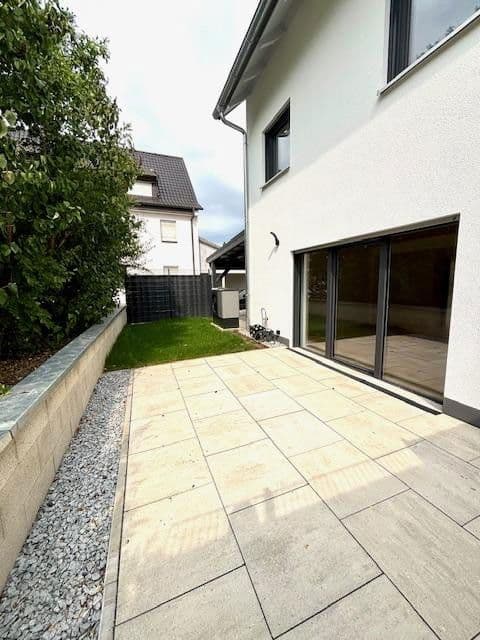 Prodej domu 125 m², pozemek 144 m², Herzogenaurach, Bavorsko Prodej domu 125 m², pozemek 144 m², Herzogenaurach, Bavorsko