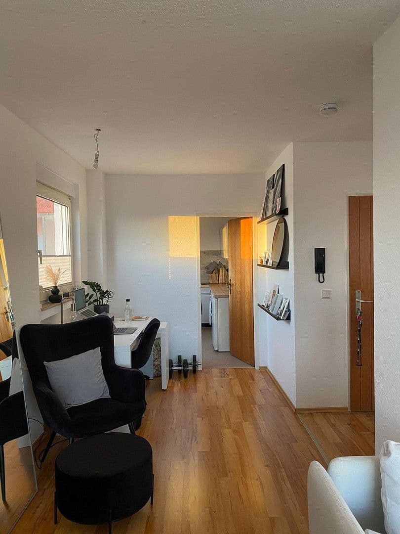 Pronájem bytu 2+1 55 m², Rathenaustraße 28, Offenbach, Hessen Pronájem bytu 2+1 55 m², Rathenaustraße 28, Offenbach, Hessen