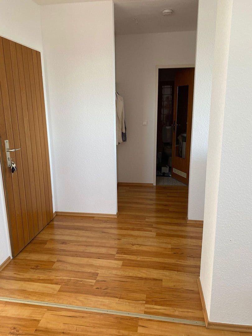 Pronájem bytu 2+1 55 m², Rathenaustraße 28, Offenbach, Hessen Pronájem bytu 2+1 55 m², Rathenaustraße 28, Offenbach, Hessen