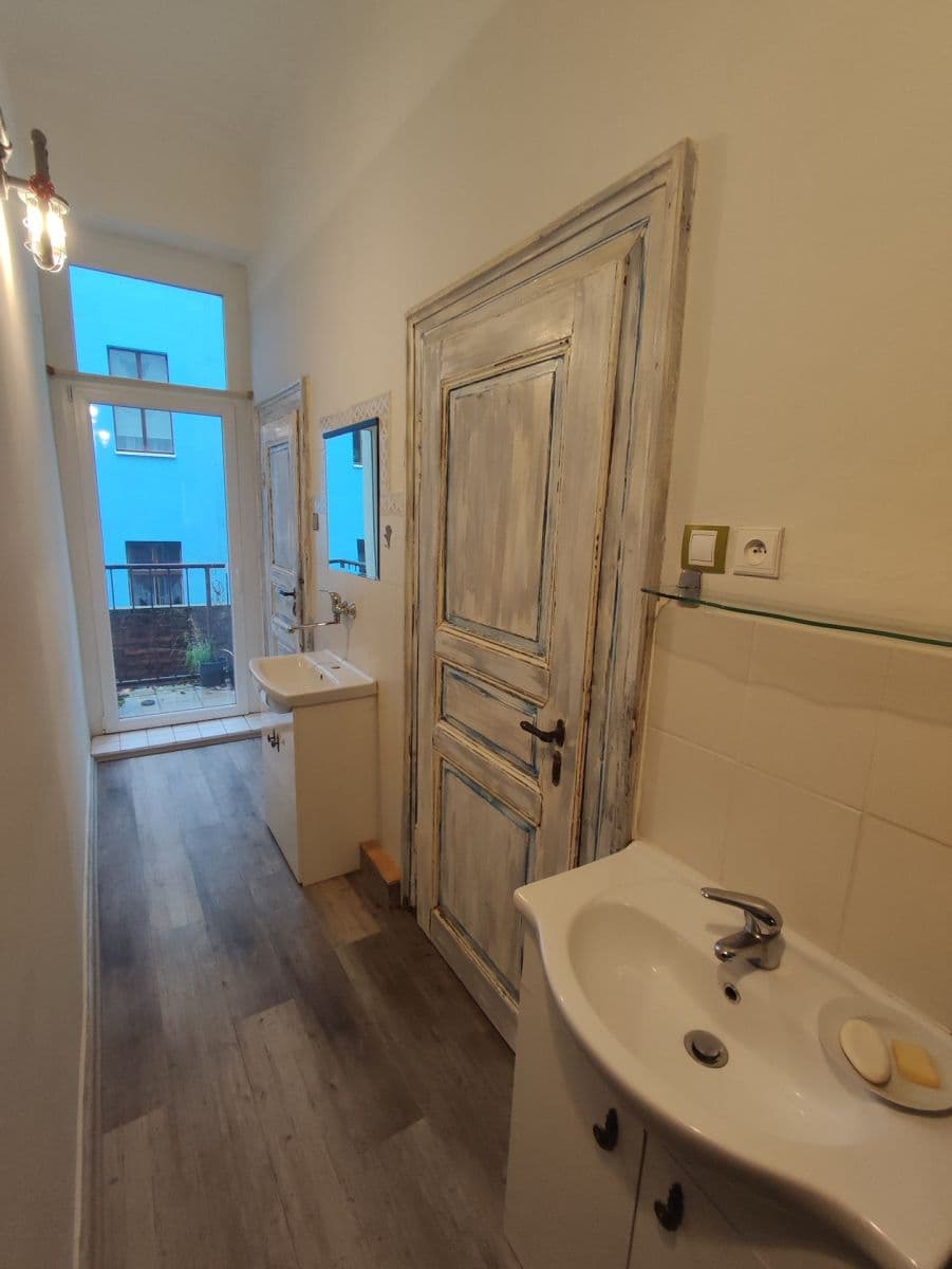 Prodej bytu 2+1 72 m², Jagellonská, Plzeň, Plzeňský kraj Prodej bytu 2+1 72 m², Jagellonská, Plzeň, Plzeňský kraj