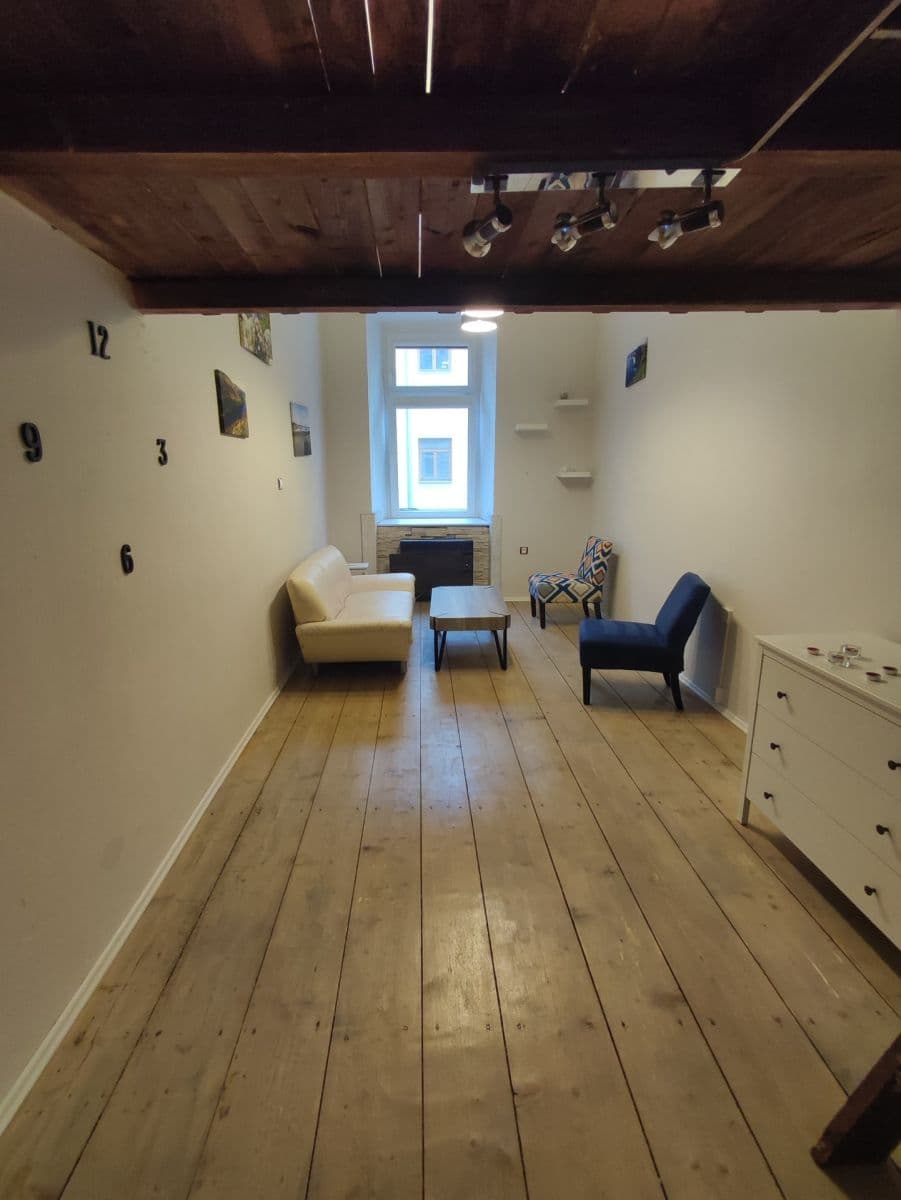 Prodej bytu 2+1 72 m², Jagellonská, Plzeň, Plzeňský kraj Prodej bytu 2+1 72 m², Jagellonská, Plzeň, Plzeňský kraj